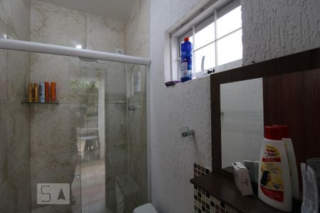 Casa à venda com 250m², 4 quartos e 4 vagasBanheiro
