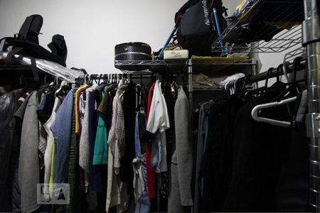 Casa à venda com 250m², 4 quartos e 4 vagasCloset