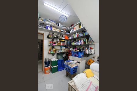 Casa à venda com 250m², 4 quartos e 4 vagasÁrea de Serviço