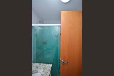 Apartamento à venda com 96m², 3 quartos e 1 vaga Apartamento à venda com 96m², 3 quartos e 1 vagaBanheiro Social