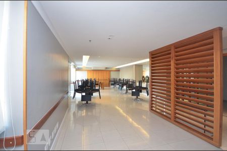 Apartamento à venda com 96m², 3 quartos e 1 vaga Apartamento à venda com 96m², 3 quartos e 1 vagaÁrea comum - Salão de festas