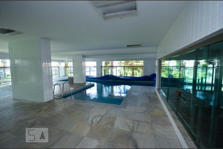 Apartamento à venda com 96m², 3 quartos e 1 vaga Apartamento à venda com 96m², 3 quartos e 1 vagaÁrea comum - Piscina