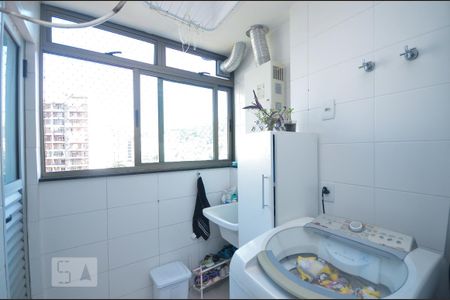 Apartamento à venda com 96m², 3 quartos e 1 vaga Apartamento à venda com 96m², 3 quartos e 1 vagaÁrea de Serviço