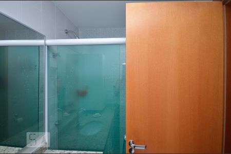 Apartamento à venda com 96m², 3 quartos e 1 vaga Apartamento à venda com 96m², 3 quartos e 1 vagaBanheiro Social