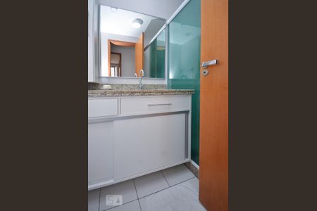 Apartamento à venda com 96m², 3 quartos e 1 vaga Apartamento à venda com 96m², 3 quartos e 1 vagaBanheiro Social