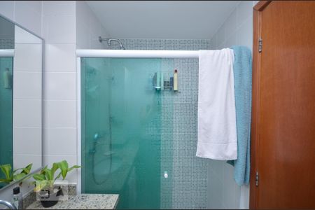 Apartamento à venda com 96m², 3 quartos e 1 vaga Apartamento à venda com 96m², 3 quartos e 1 vagaBanheiro da Suíte