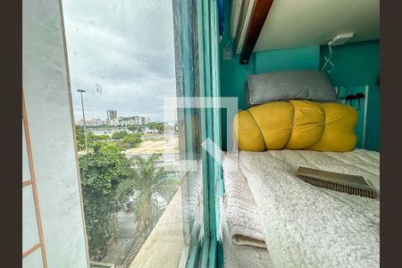 Apartamento à venda com 67m², 2 quartos e sem vaga Apartamento à venda com 67m², 2 quartos e sem vagaÁrea de Serviço Quarto