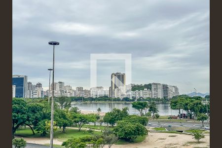 Apartamento à venda com 67m², 2 quartos e sem vaga Apartamento à venda com 67m², 2 quartos e sem vagaQuarto 1 vista