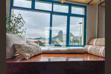 Sala de apartamento à venda com 2 quartos, 67m² em Botafogo, Rio de Janeiro