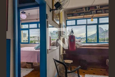 Apartamento à venda com 67m², 2 quartos e sem vaga Apartamento à venda com 67m², 2 quartos e sem vagaSala