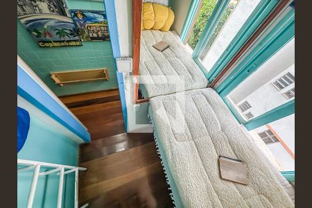 Apartamento à venda com 67m², 2 quartos e sem vaga Apartamento à venda com 67m², 2 quartos e sem vagaÁrea de Serviço Quarto