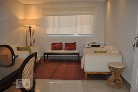 Sala de apartamento para alugar com 3 quartos, 70m² em Campo Belo, São Paulo