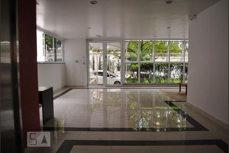 Apartamento para alugar com 70m², 3 quartos e 1 vagaHall social