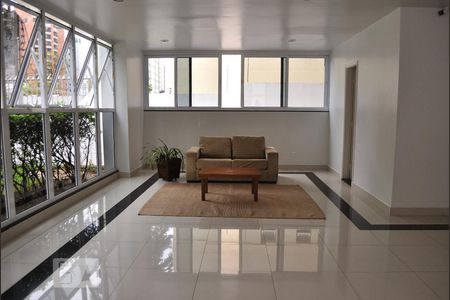 Apartamento para alugar com 70m², 3 quartos e 1 vagaHall social