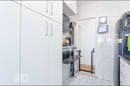 Apartamento à venda com 59m², 2 quartos e 2 vagas Apartamento à venda com 59m², 2 quartos e 2 vagasCozinha
