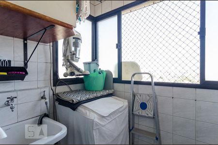 Apartamento à venda com 59m², 2 quartos e 2 vagas Apartamento à venda com 59m², 2 quartos e 2 vagasLavanderia