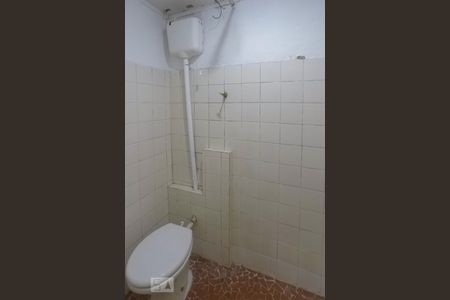 Banheiro de casa para alugar com 1 quarto, 40m² em Cambuci, São Paulo