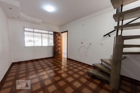 Sala de casa para alugar com 3 quartos, 140m² em Jardim Santo Elias, São Paulo