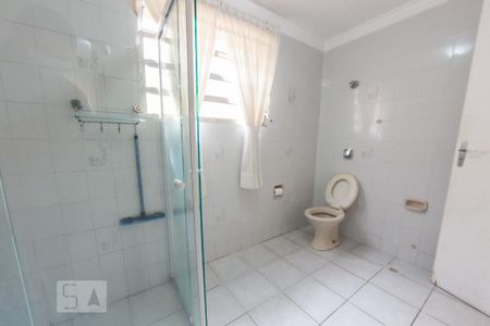Casa para alugar com 140m², 3 quartos e 3 vagasBanheiro 2