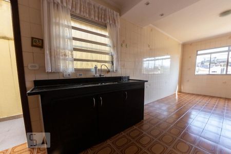 Casa para alugar com 140m², 3 quartos e 3 vagasCozinha