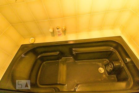 Casa à venda com 280m², 4 quartos e 5 vagas Casa à venda com 280m², 4 quartos e 5 vagasBanheiro Quarto 3 - Suíte