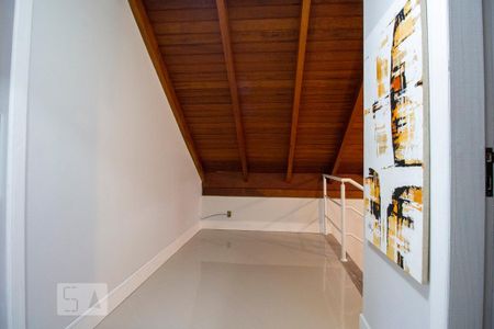 Casa de condomínio para alugar com 140m², 3 quartos e 2 vagasArea superior