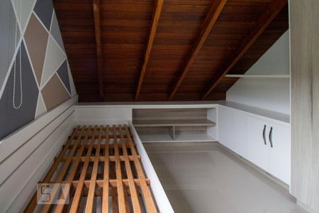 Casa de condomínio para alugar com 140m², 3 quartos e 2 vagasQuarto 01