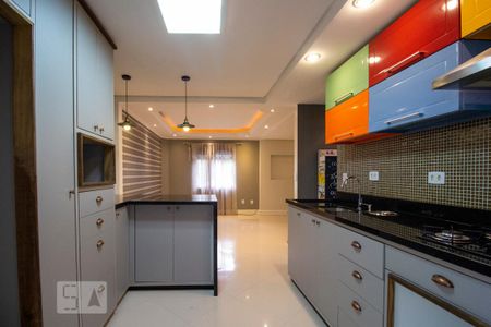 Casa de condomínio para alugar com 140m², 3 quartos e 2 vagasCozinha