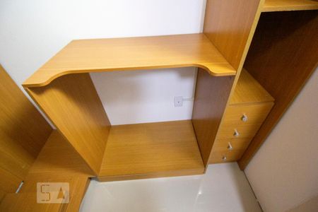 Casa de condomínio para alugar com 140m², 3 quartos e 2 vagasCloset