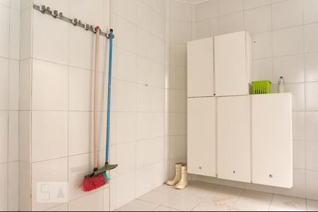 Casa à venda com 450m², 4 quartos e 4 vagasÁrea de Serviço