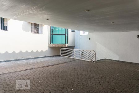 Casa à venda com 450m², 4 quartos e 4 vagasGaragem