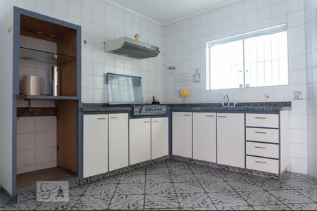Casa à venda com 450m², 4 quartos e 4 vagasCozinha