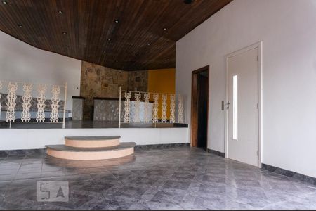 Casa à venda com 450m², 4 quartos e 4 vagasSalão de Festas