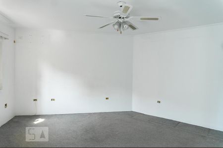 Casa à venda com 450m², 4 quartos e 4 vagasSuíte 1