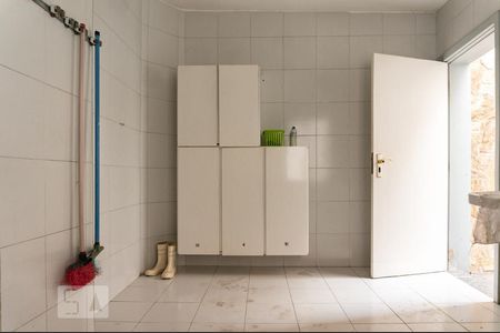 Casa à venda com 450m², 4 quartos e 4 vagasÁrea de Serviço