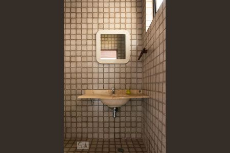 Casa à venda com 450m², 4 quartos e 4 vagasLavabo