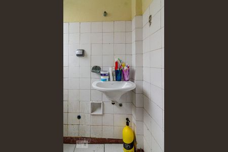 Apartamento à venda com 120m², 2 quartos e sem vagaBanheiro de serviço