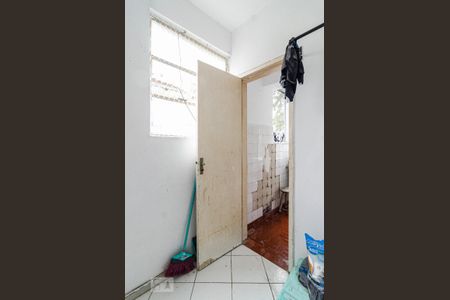 Apartamento à venda com 120m², 2 quartos e sem vagaQuarto de serviço