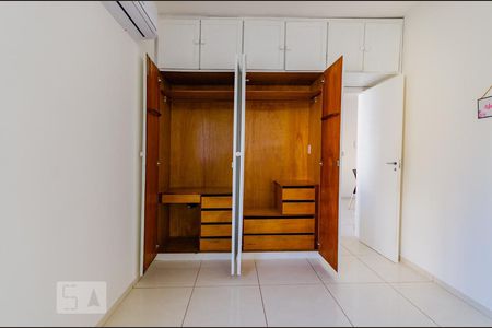 Suíte de apartamento para alugar com 1 quarto, 56m² em Pituba, Salvador