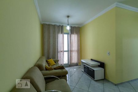 Sala de casa de condomínio para alugar com 2 quartos, 56m² em Vila Planalto, São Bernardo do Campo