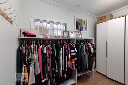 Closet de casa à venda com 3 quartos, 150m² em São José, Canoas