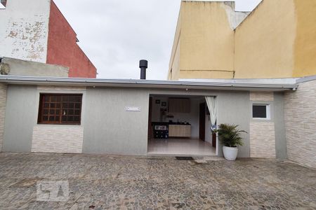 Casa à venda com 150m², 3 quartos e 1 vaga Casa à venda com 150m², 3 quartos e 1 vagaPátio