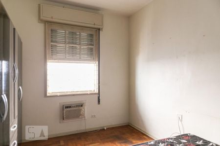 Quarto de apartamento para alugar com 2 quartos, 76m² em Aparecida, Santos