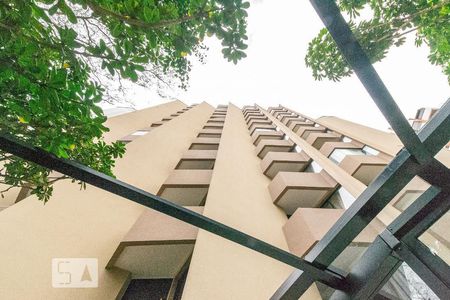 Apartamento à venda com 37m², 1 quarto e 1 vagaFachada