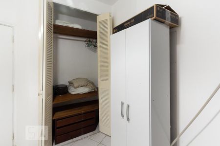 Apartamento à venda com 37m², 1 quarto e 1 vagaQuarto