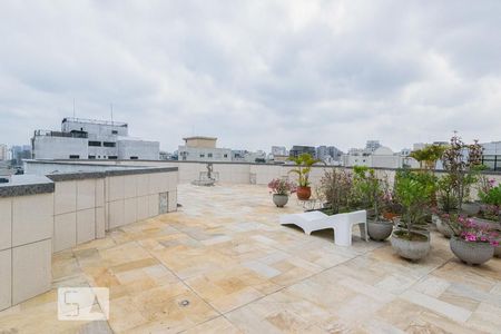 Apartamento à venda com 37m², 1 quarto e 1 vagaÁrea comum - Piscina