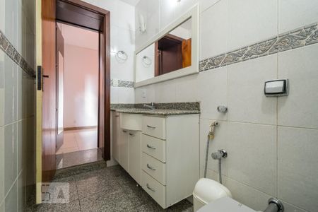 Casa para alugar com 286m², 3 quartos e 2 vagas Casa para alugar com 286m², 3 quartos e 2 vagasBanheiro da Suíte
