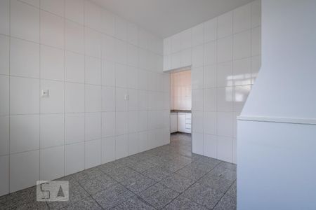 Casa para alugar com 286m², 3 quartos e 2 vagas Casa para alugar com 286m², 3 quartos e 2 vagasCozinha