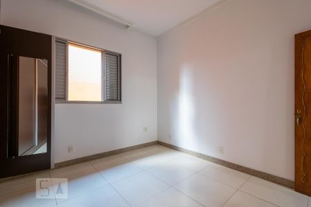 Casa para alugar com 286m², 3 quartos e 2 vagas Casa para alugar com 286m², 3 quartos e 2 vagasSuíte