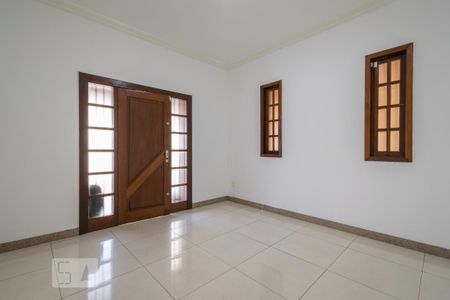 Sala de casa para alugar com 3 quartos, 286m² em Caiçaras, Belo Horizonte